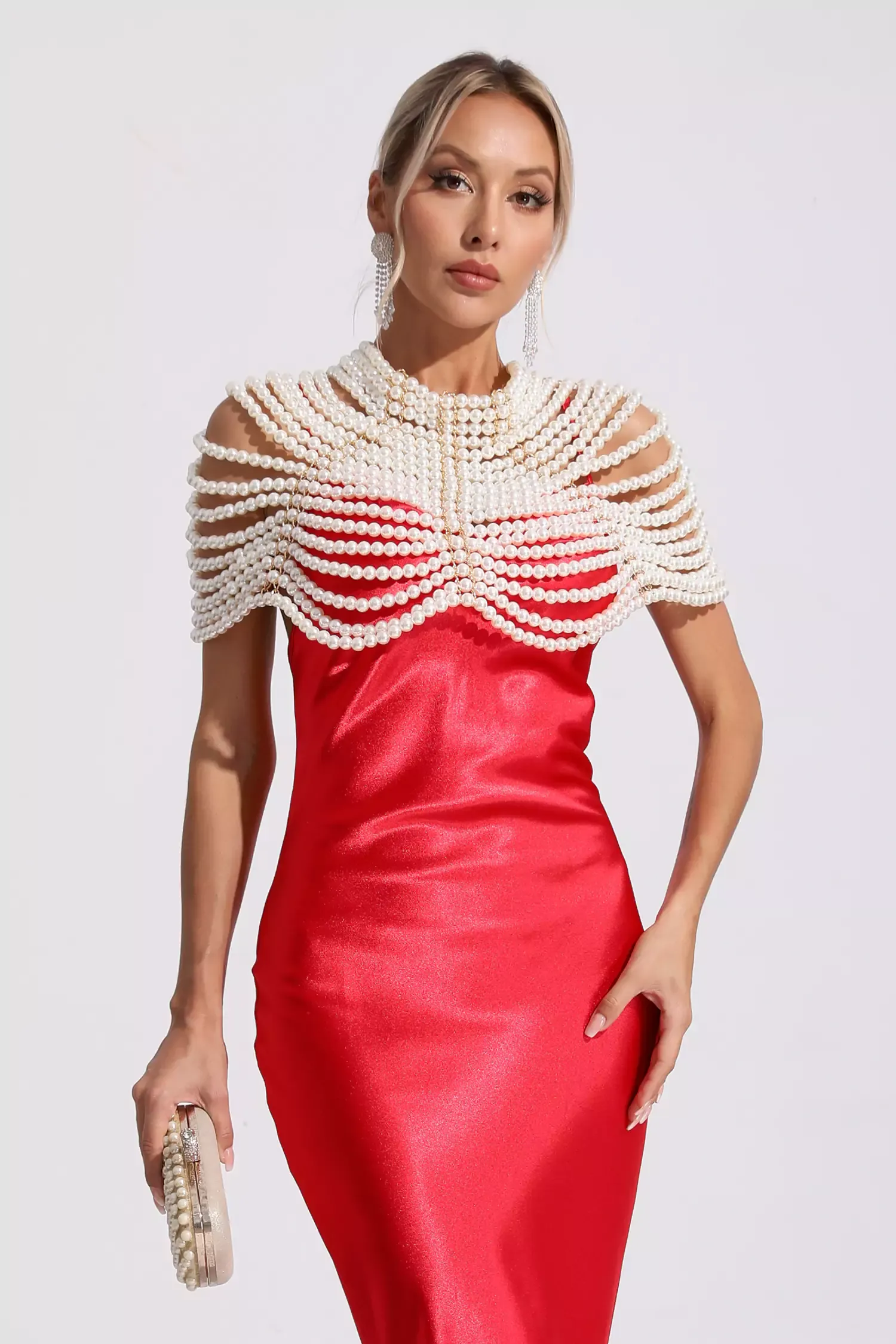 Motley Multilayer Pearl Shawl Necklace