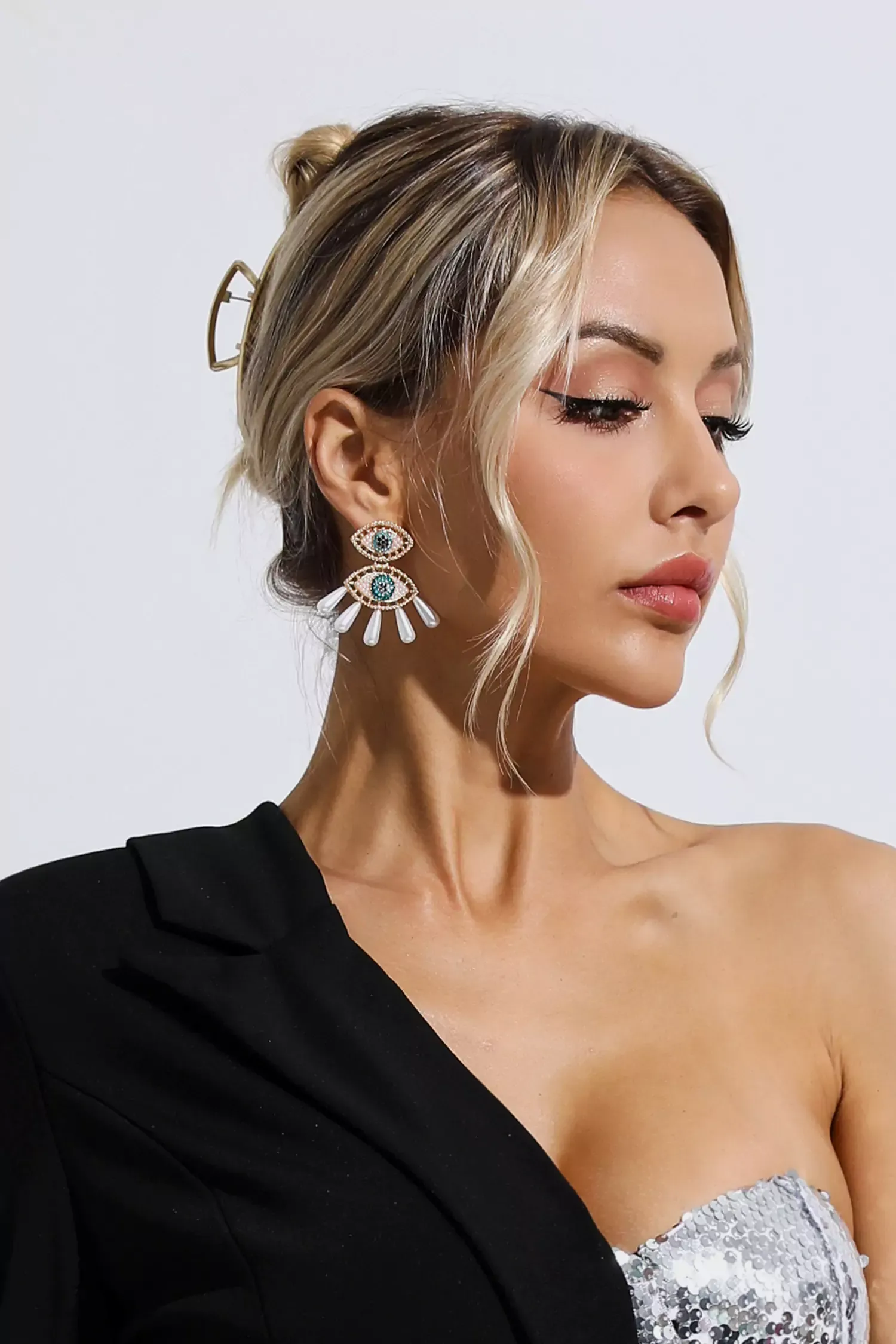 Davy Devil's Eye Pearl Earrings
