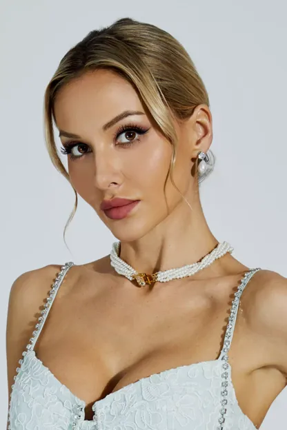 Effie White Pearl Necklace