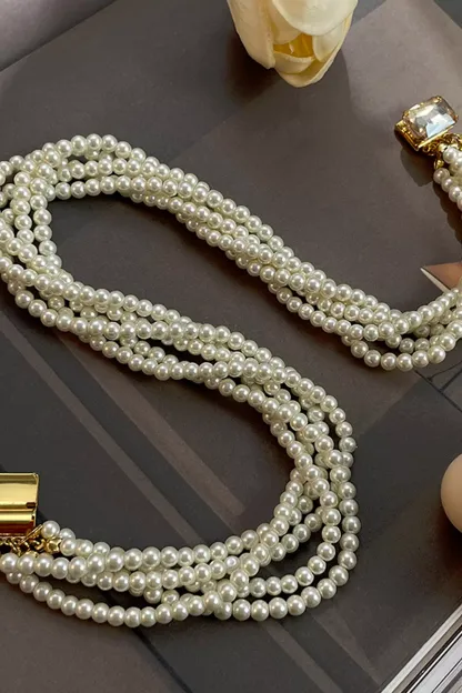 Effie White Pearl Necklace