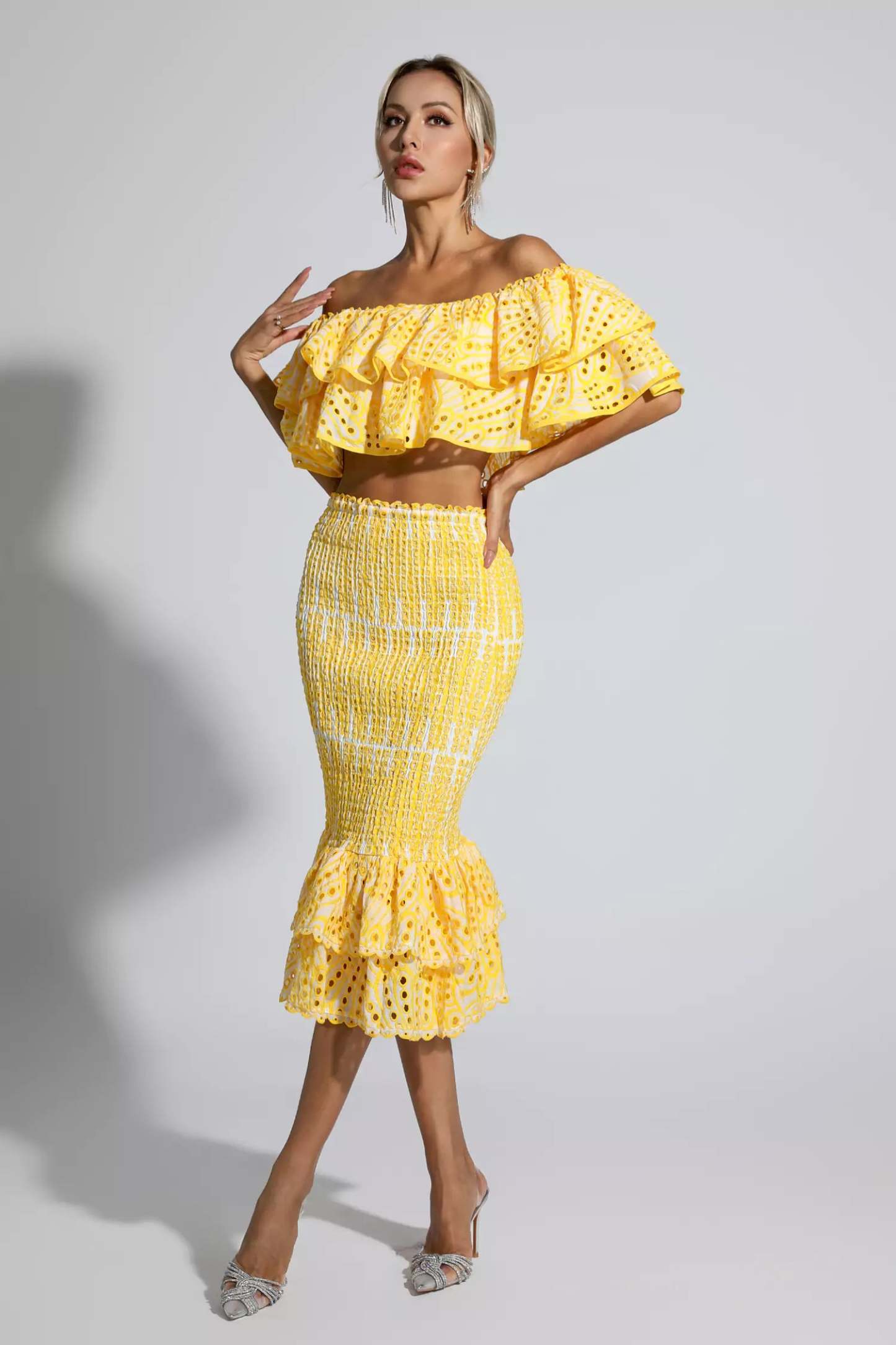 Wordsworth Yellow Cutout Ruffle Set