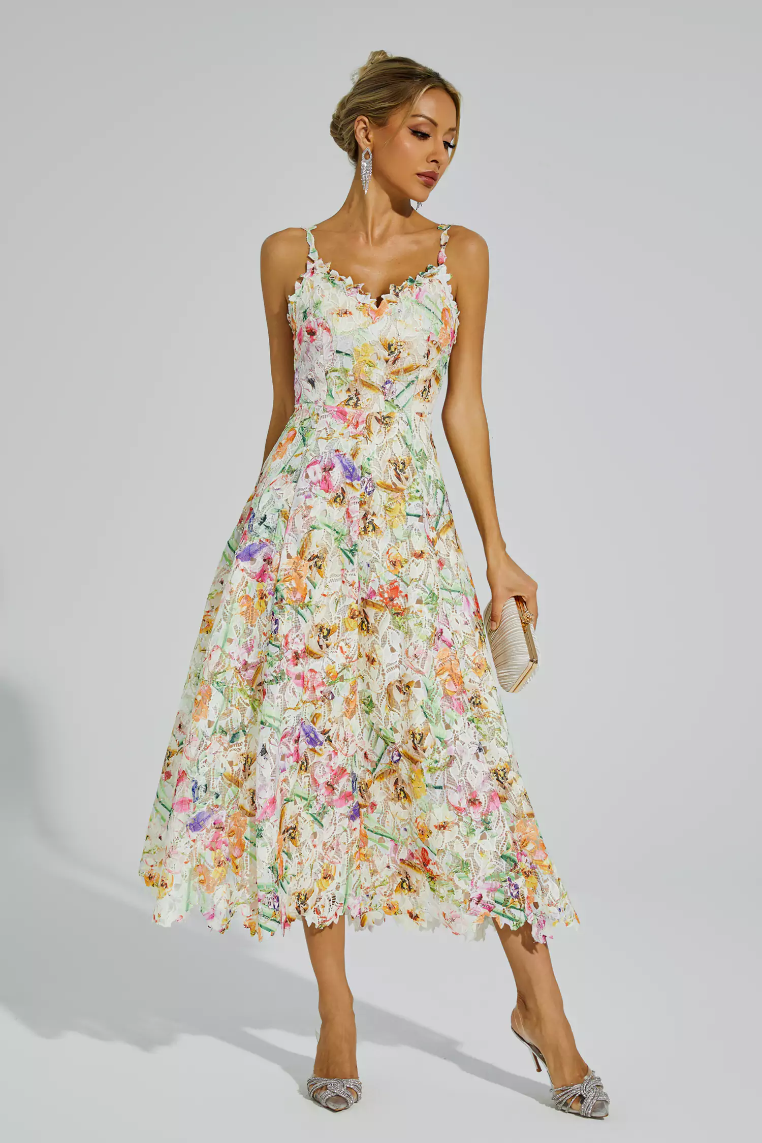 Dulles Floral Embroider Midi Dress