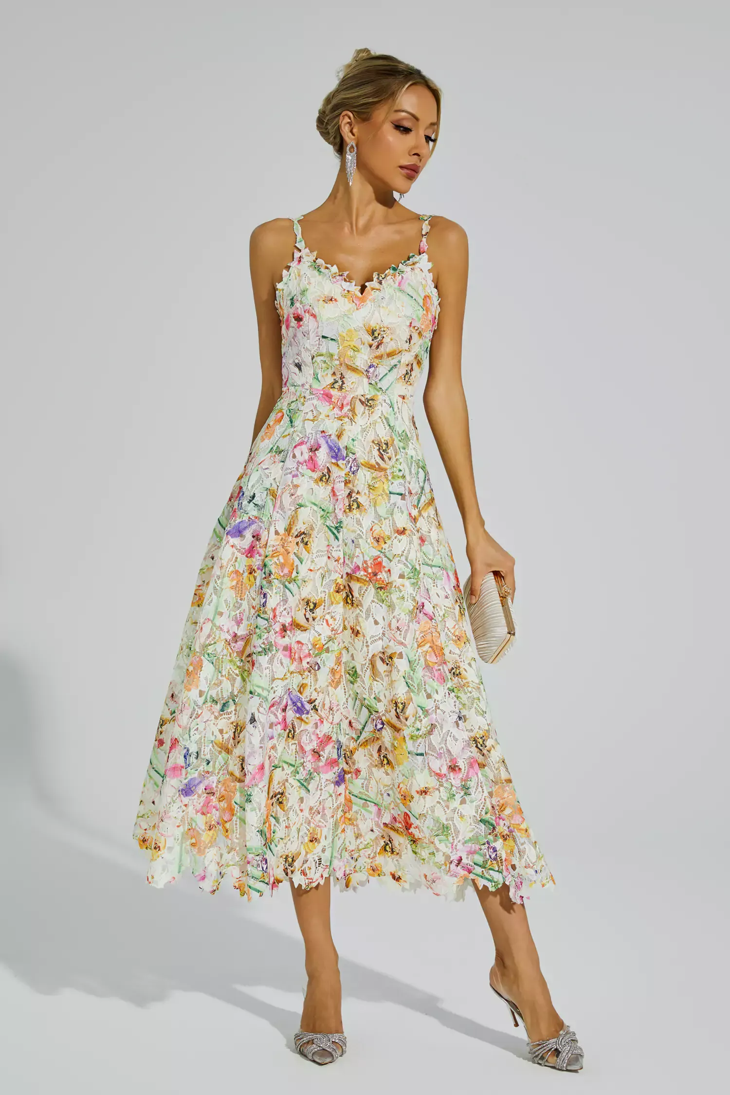 Dulles Floral Embroider Midi Dress