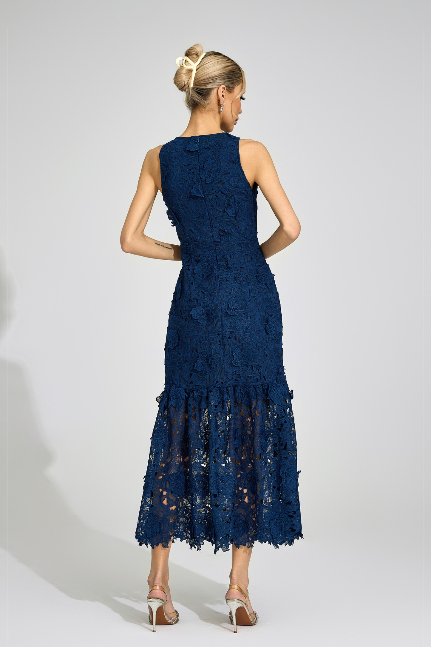 Gwen Blue Round Neck Maxi Dress
