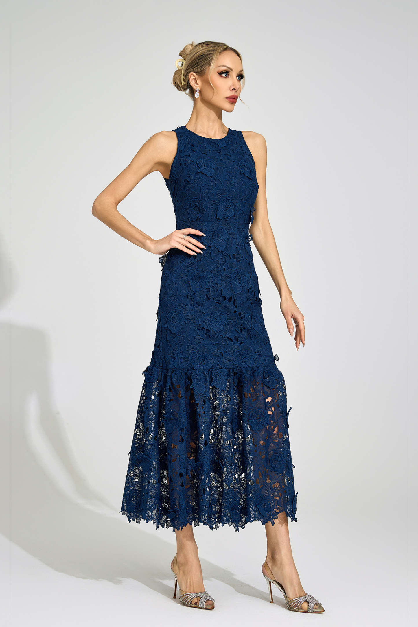 Gwen Blue Round Neck Maxi Dress