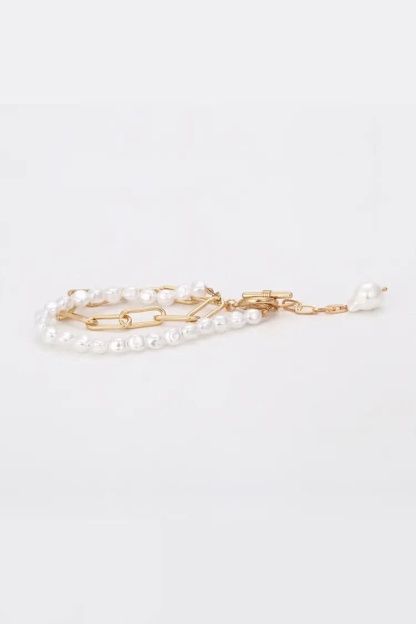Finn Pearl Necklace