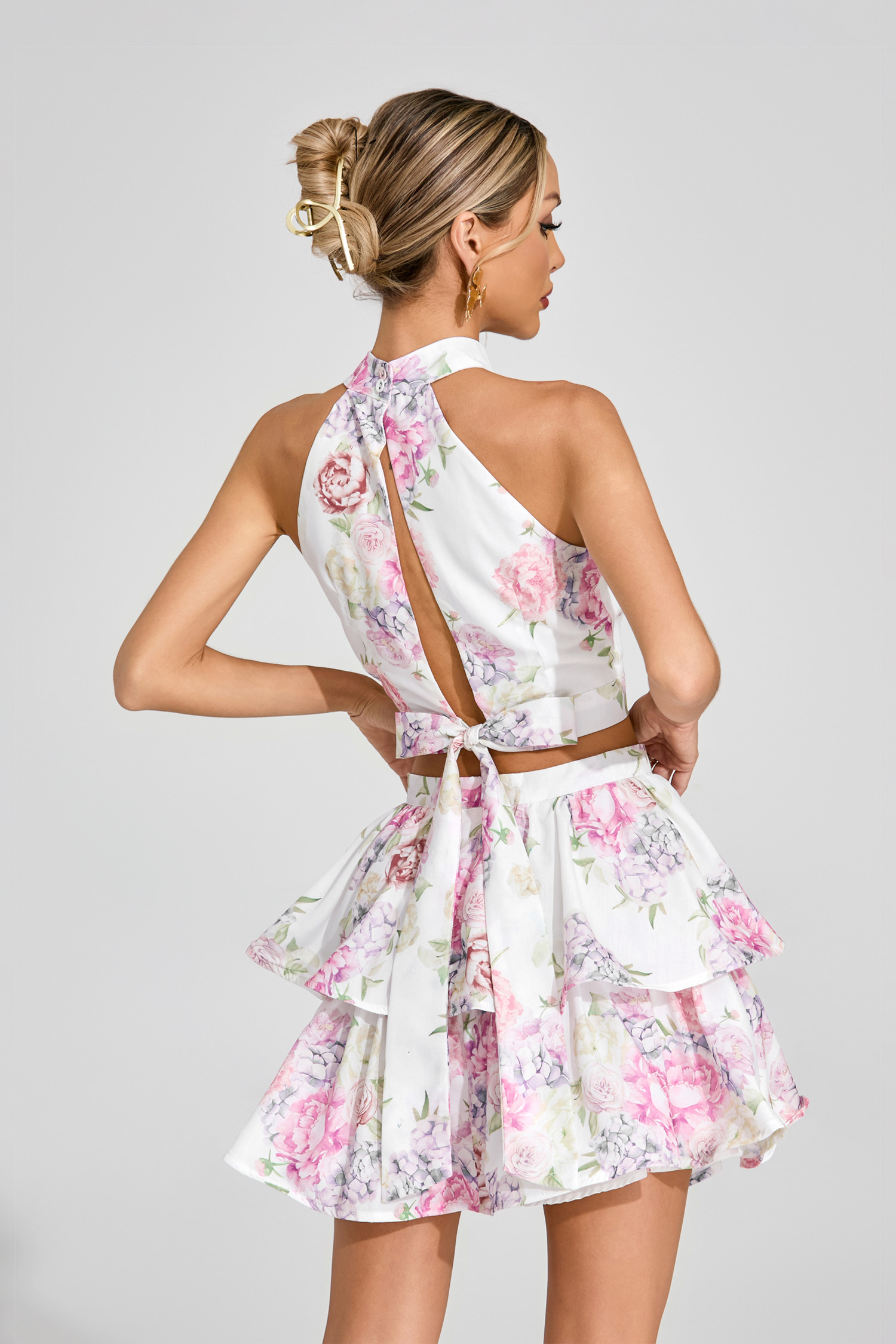 Evans White Floral Halter Set