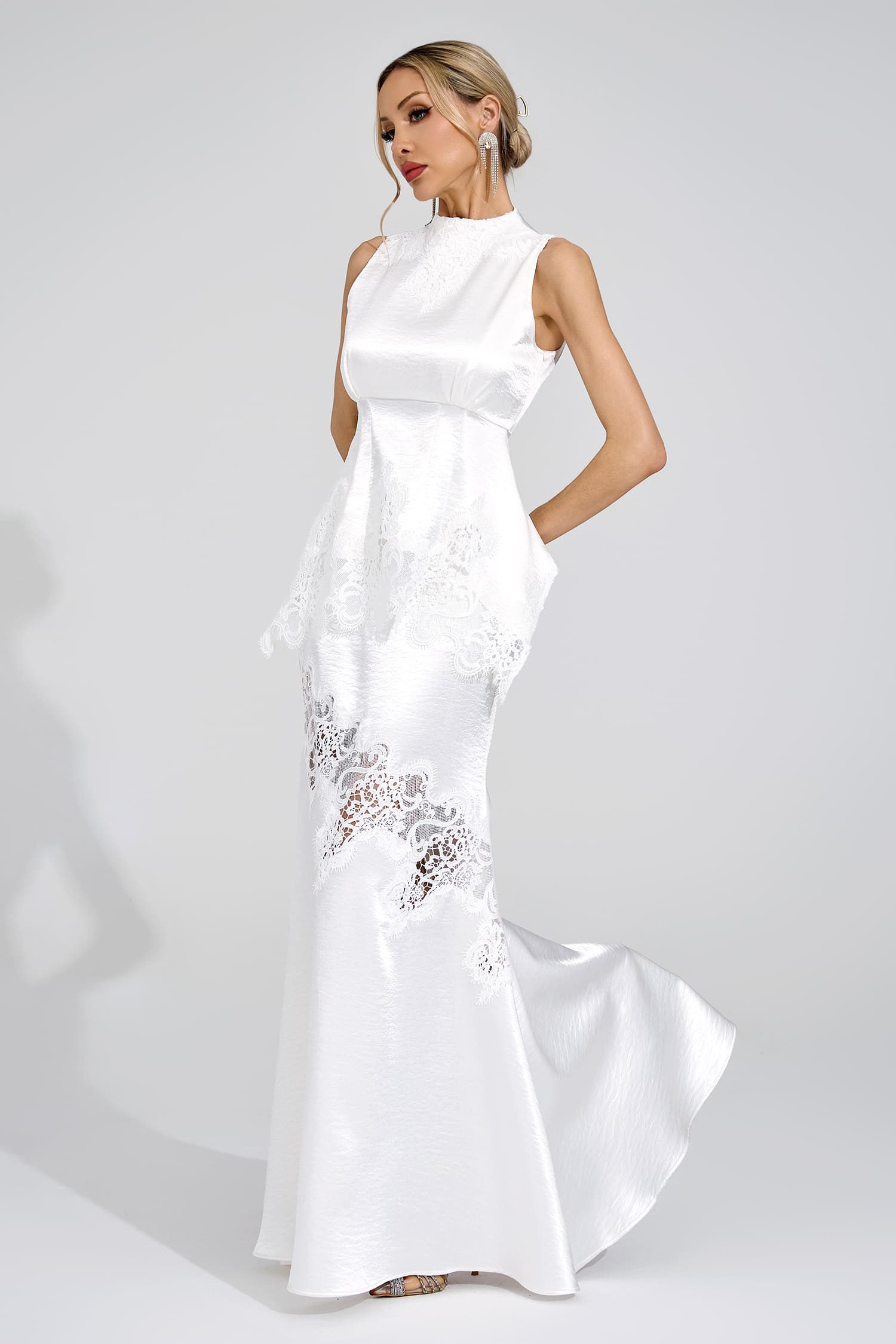 Gunilla White Two-Piece Set