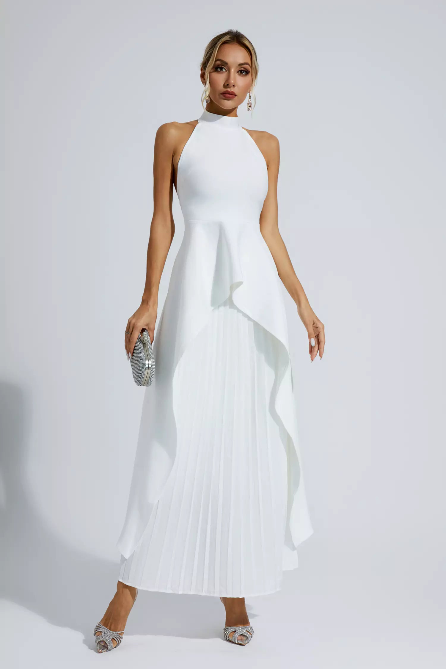 Verne White Irregular Set
