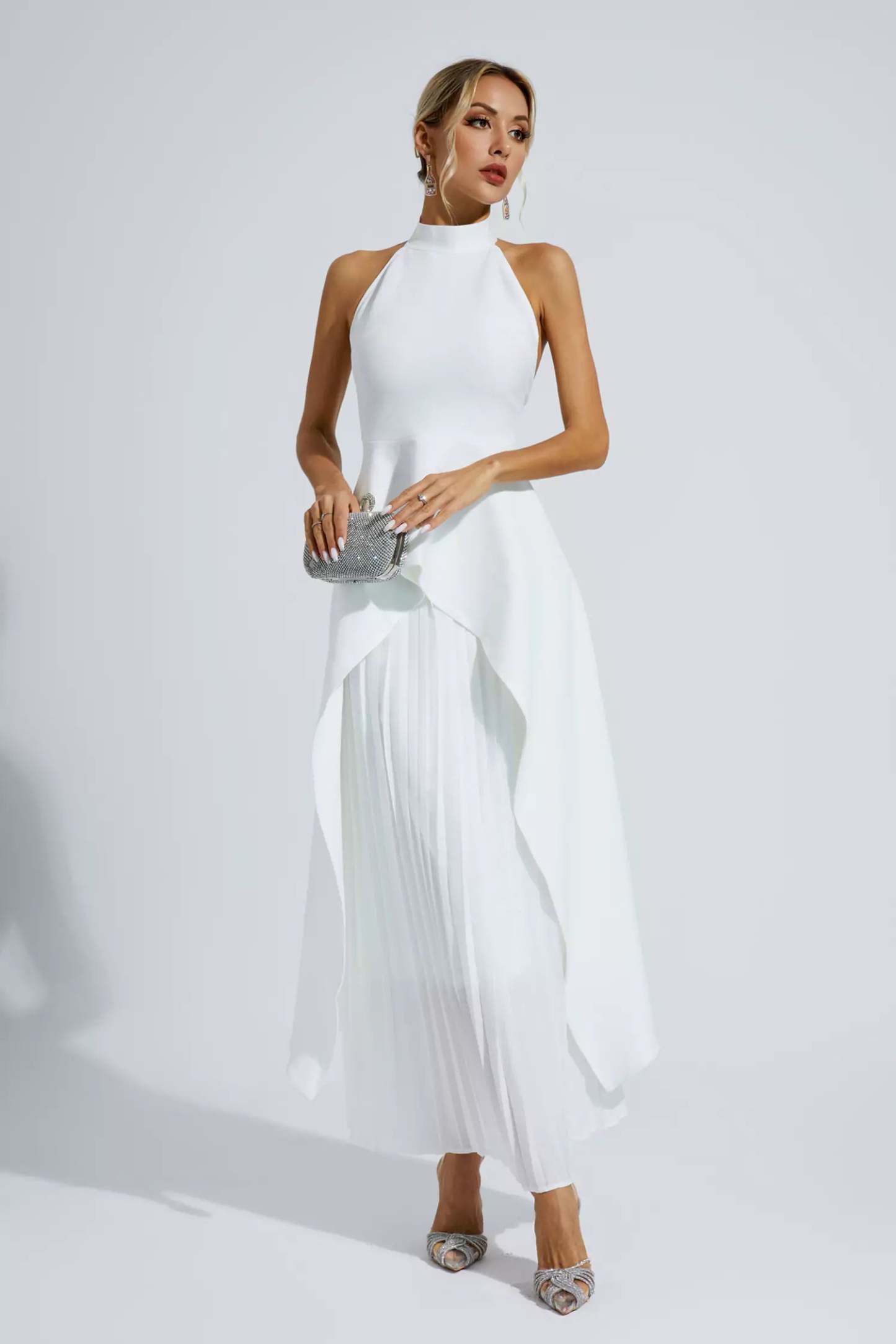 Verne White Irregular Set