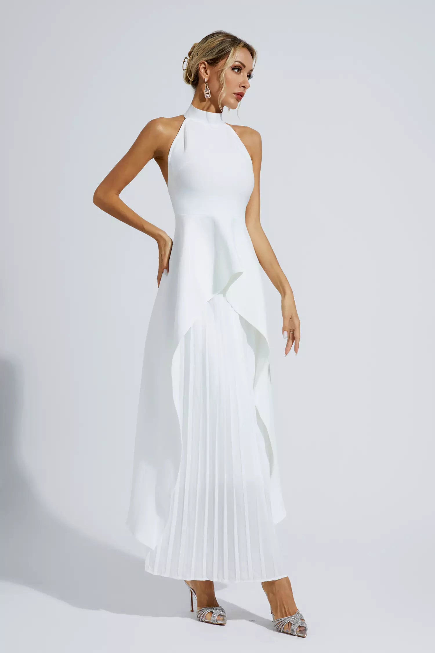 Verne White Irregular Set