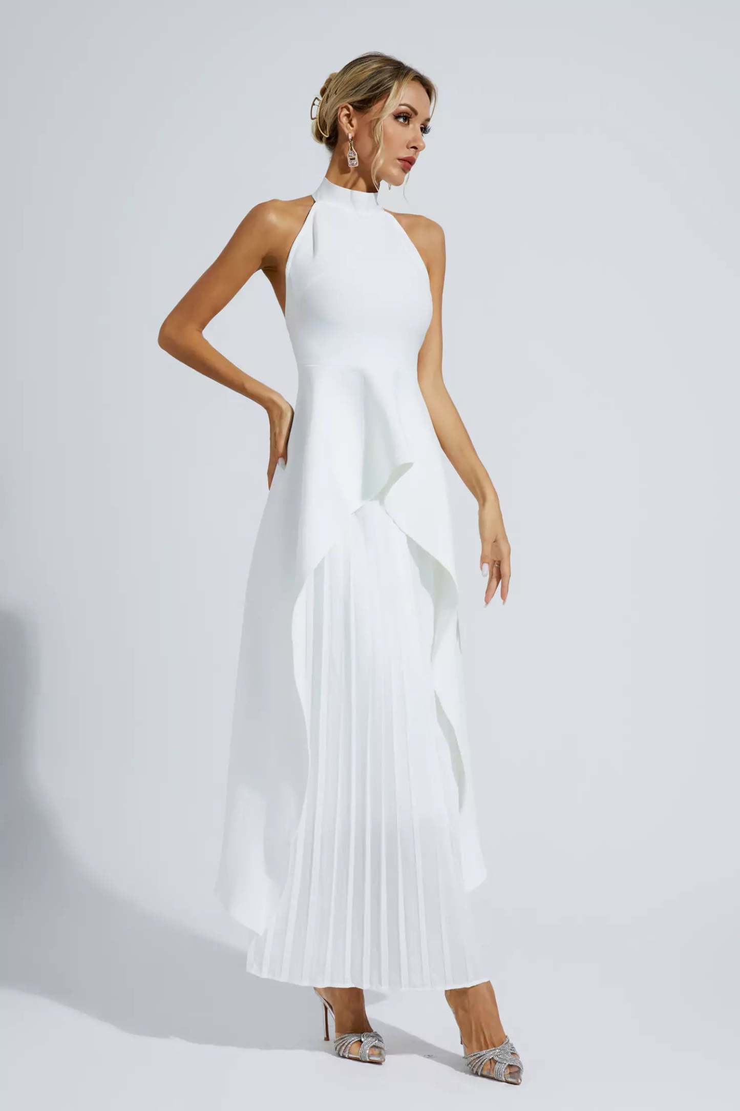 Verne White Irregular Set