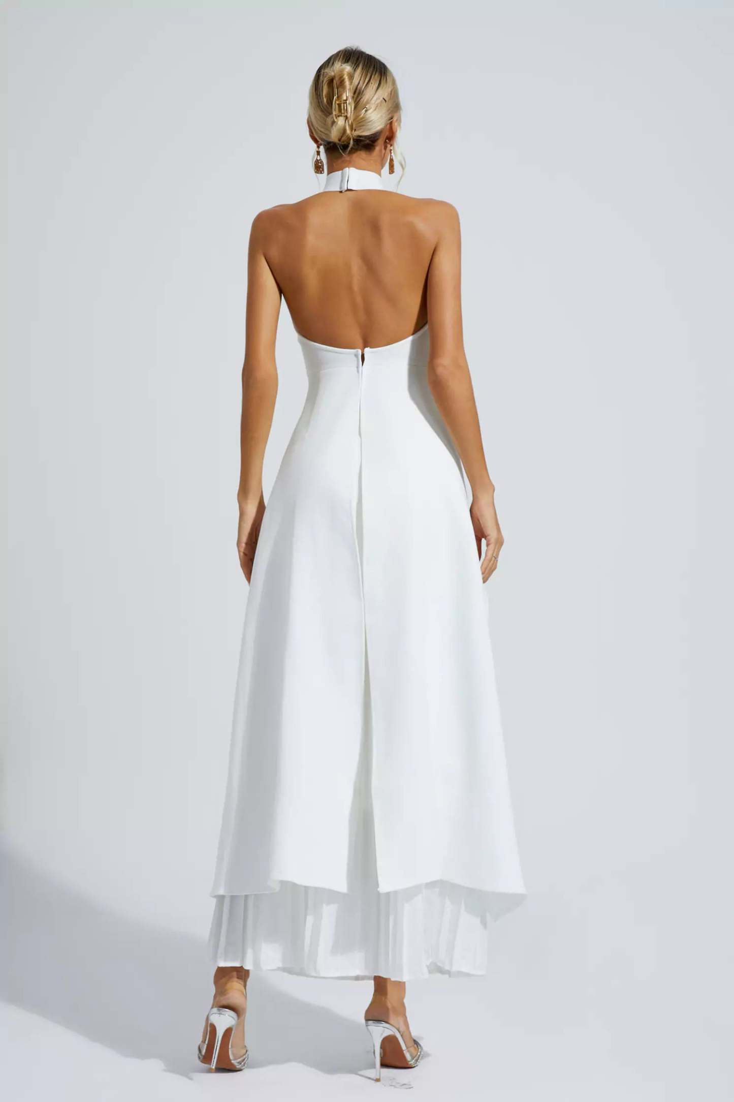 Verne White Irregular Set