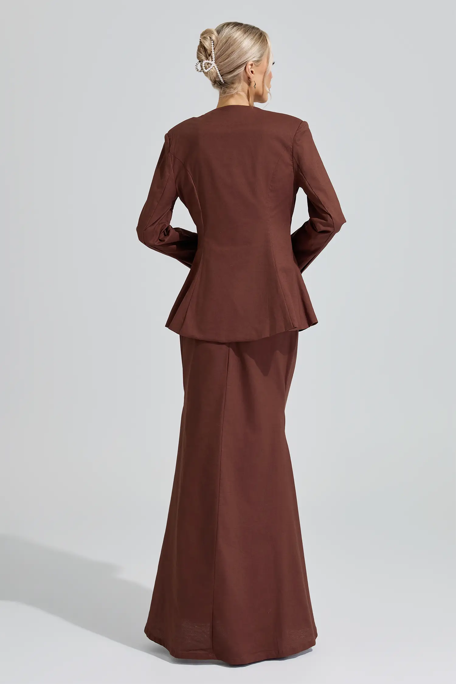 Saraswati Brown Elegant Blazer Mermaid Set