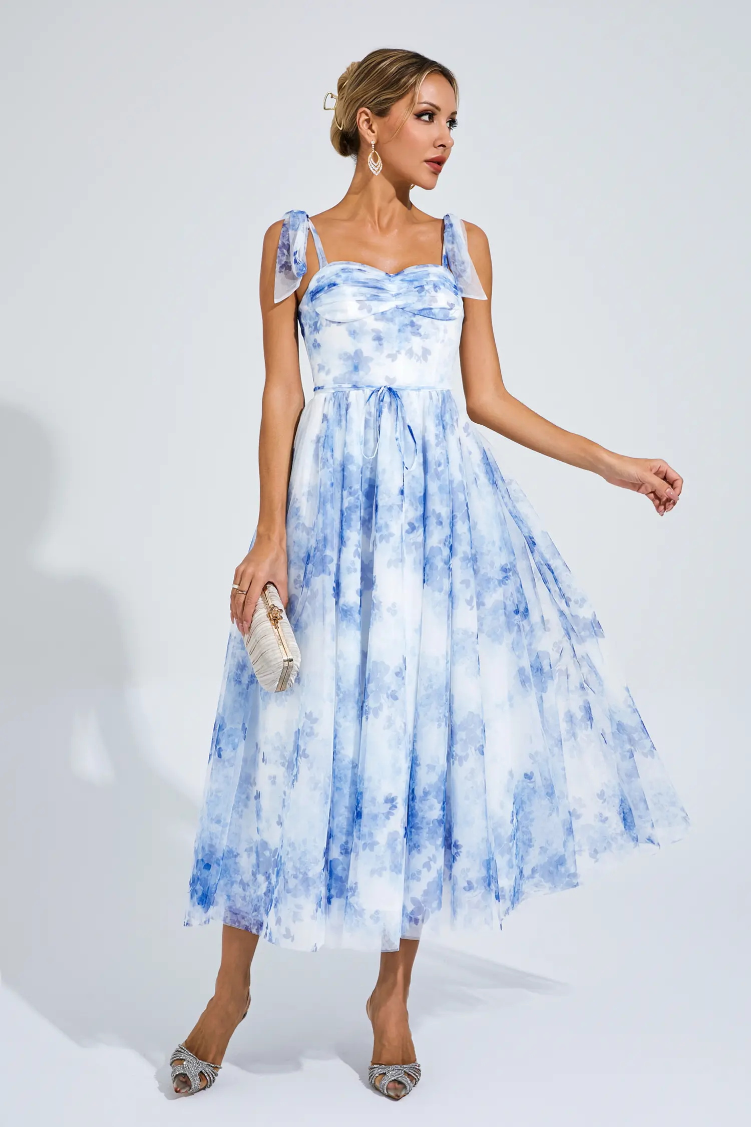 Zenobia Blue Flower Pinted Slip Dress