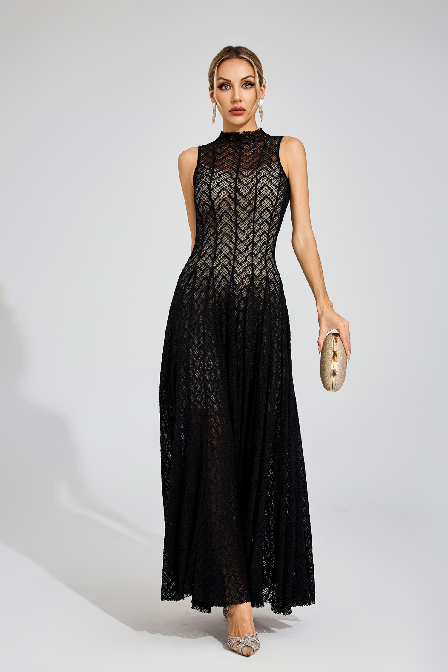 Phil Black Lace Sleeveless Dress