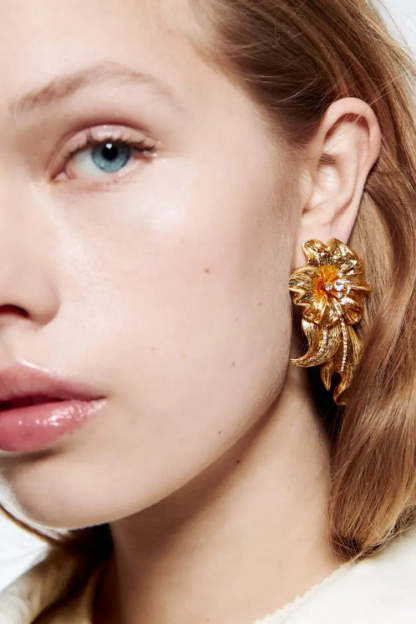 Balsam Golden Flower Earrings