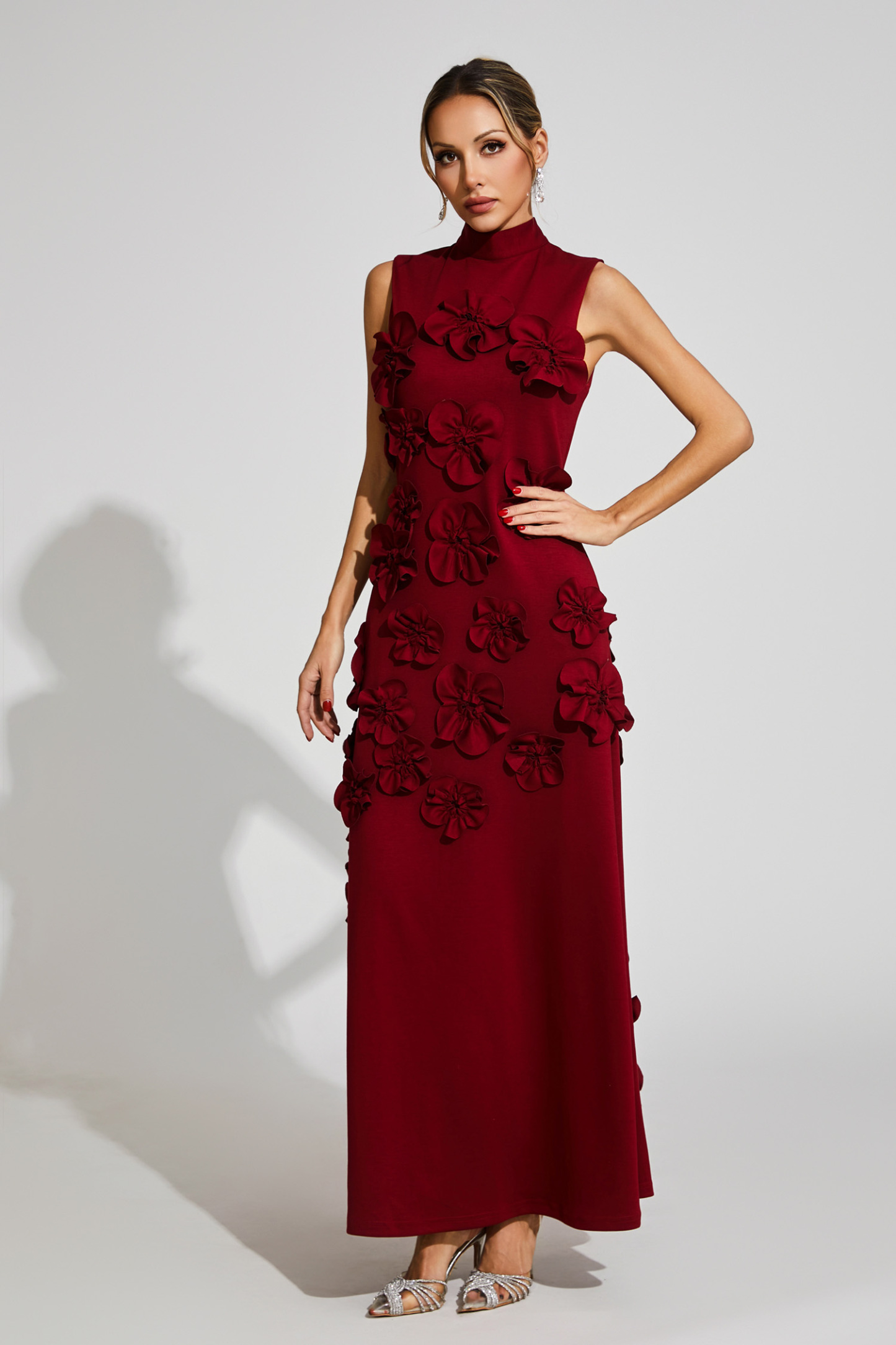 Whit Wine Red Rose Flower Maxi Dress