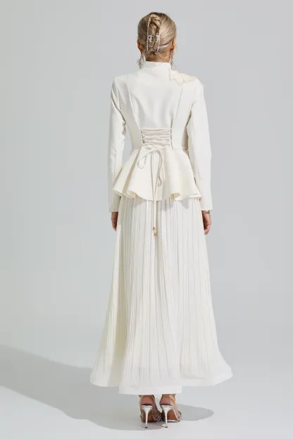 Jindeok White Embroidery Pleated Set