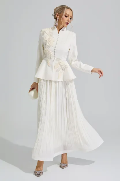 Jindeok White Embroidery Pleated Set