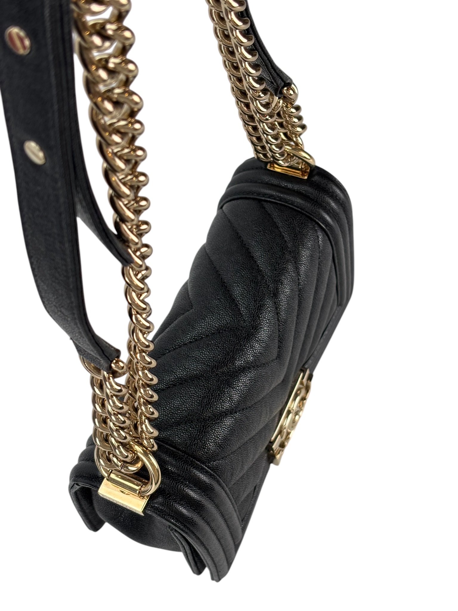 CHANEL - Small Boy Flap Bag V-stich Black Caviar Sliver Hardware