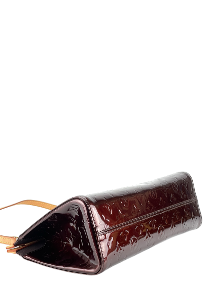LOUIS VUITTON - Red Patent Leather Vernis Roxbury Shoulder Bag