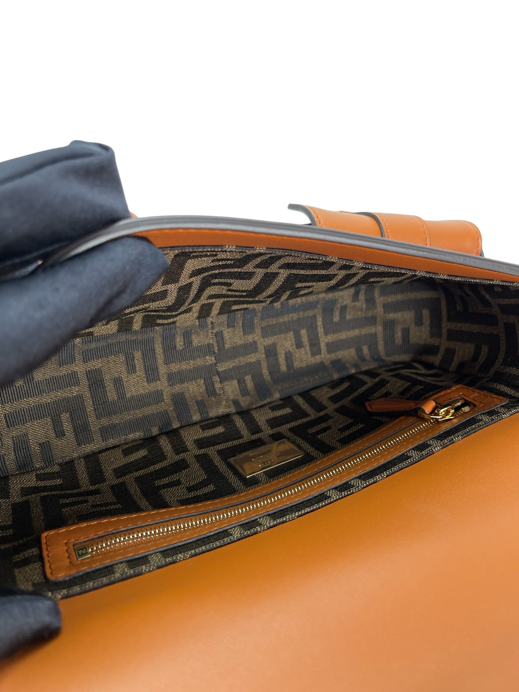 FENDI - Brown Multi Pocket Baguette Bag With FF Clasp Five Patch Pockets