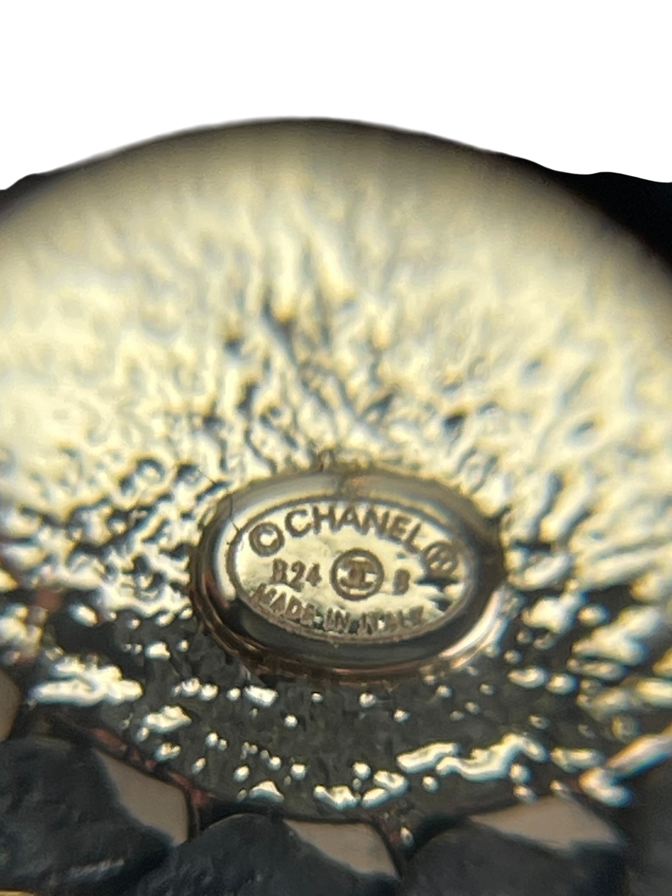 CHANEL - 24B Gold Logo CC Coco Mark Pearl Flower Earrings 