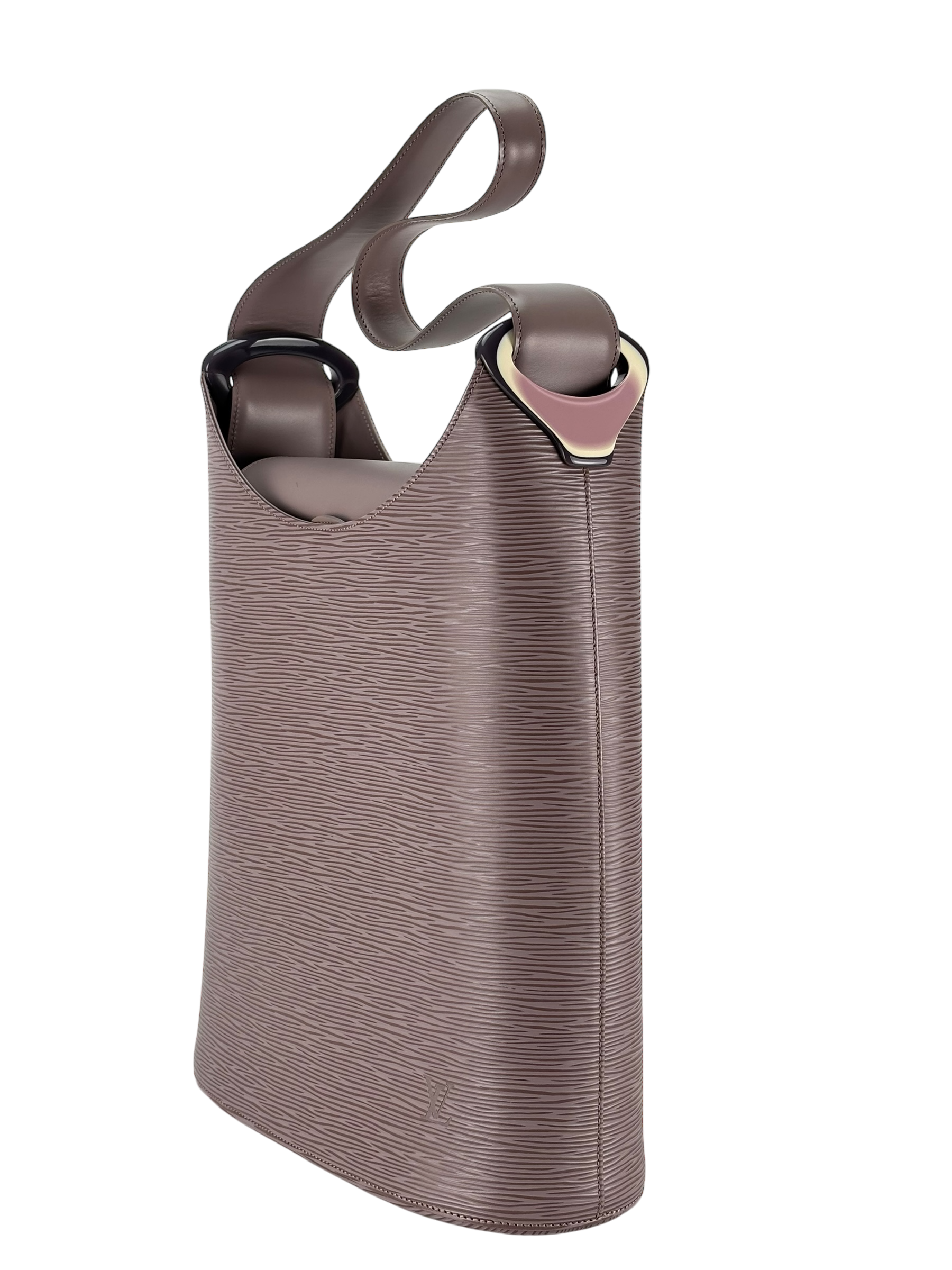 LOUIS VUITTON - Lilac Epi Sac Verseau Leather Shoulder Bag