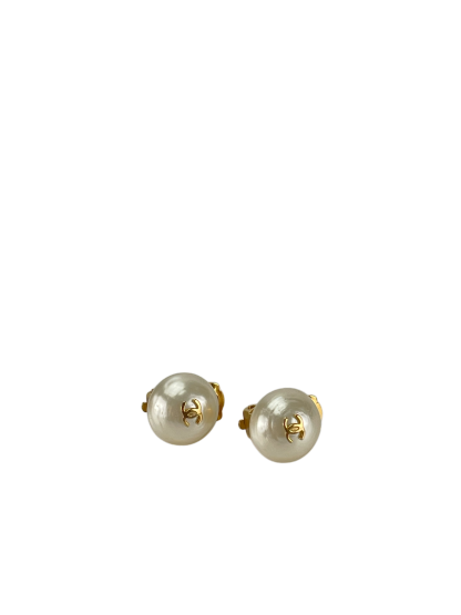 CHANEL - 96P Gold Coco Mark Pearl Earrings