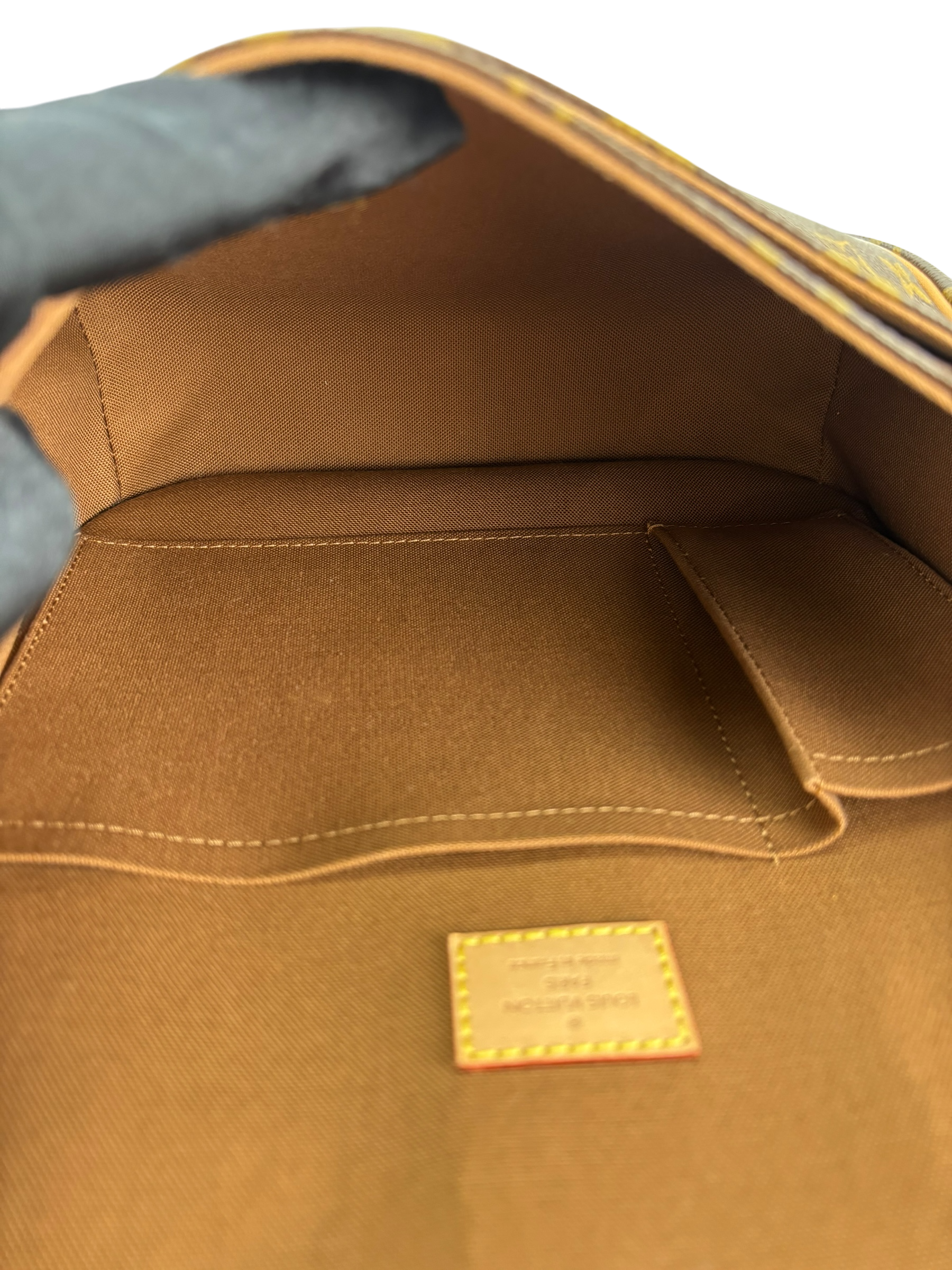 LOUIS VUITTON - Monogram Canvas Messenger PM Bosphor HandBag