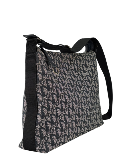 CHRISTIAN DIOR - Navy Diorissimo Pochette Shoulder Bag