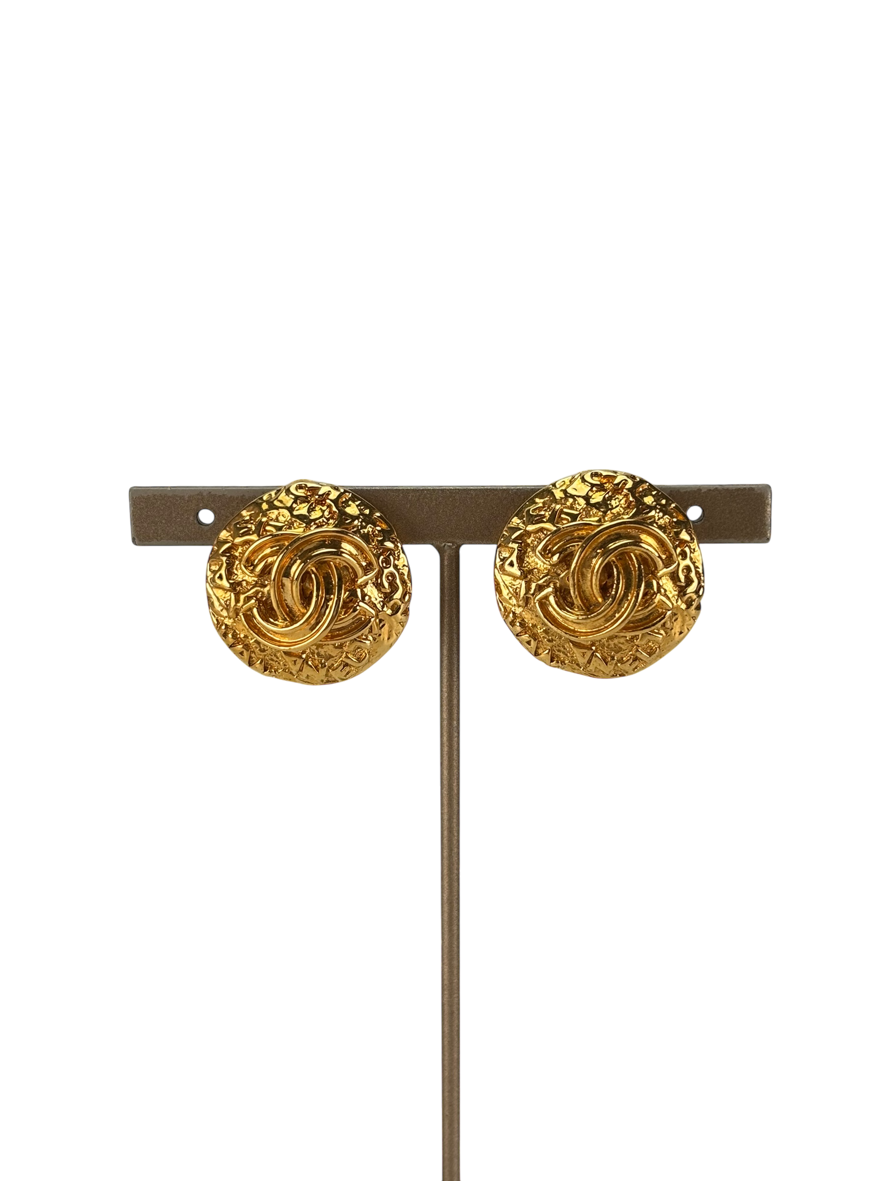 CHANEL - 95A Gold Coco Mark Earrings