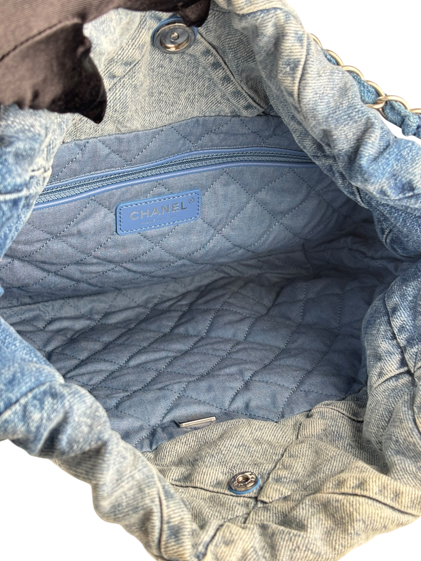CHANEL - 22 Bag Small Denim Sliver Hardware