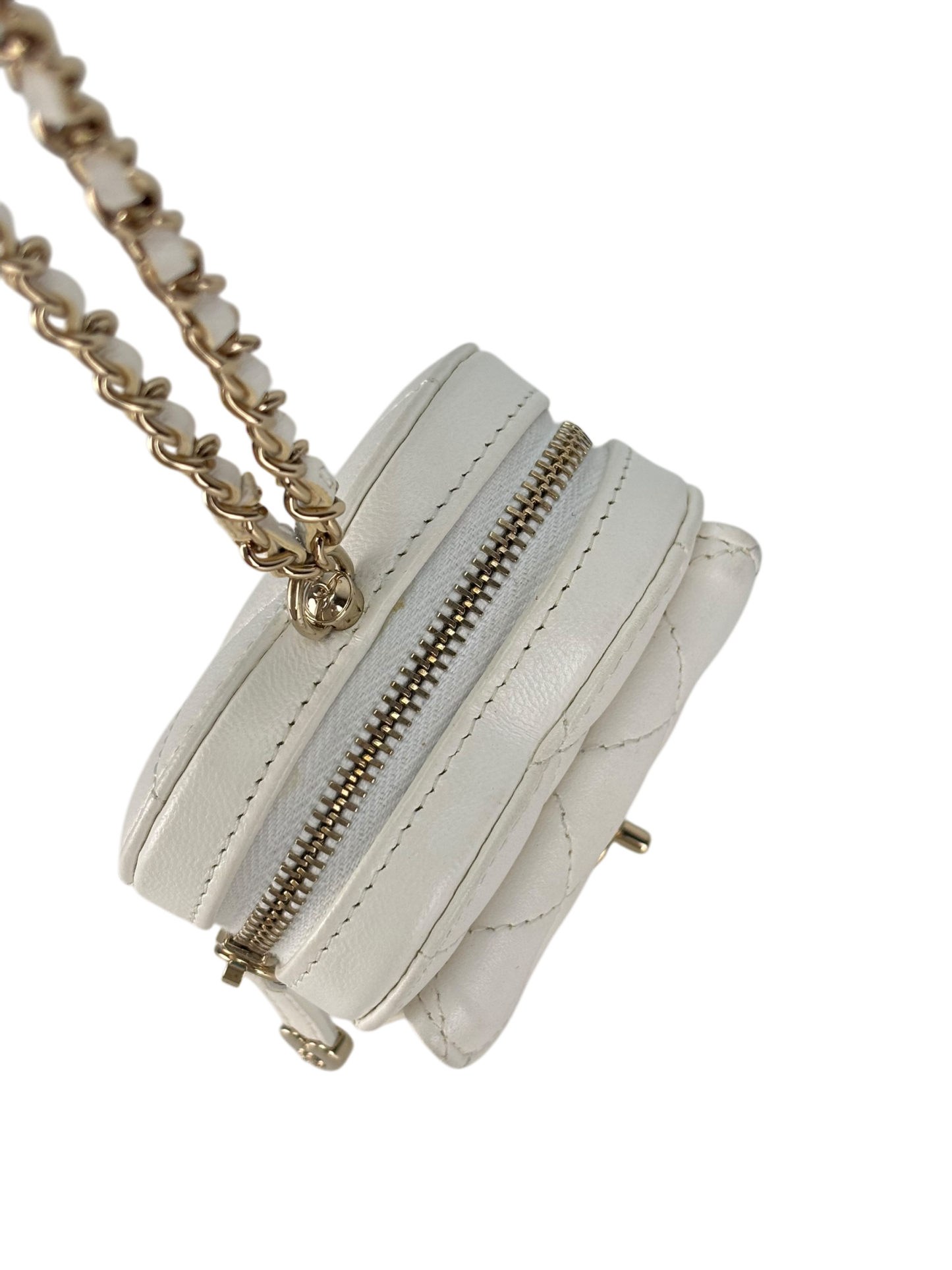CHANEL - White Lambskin Heart Pouch Matelasse Chain Shoulder Bag