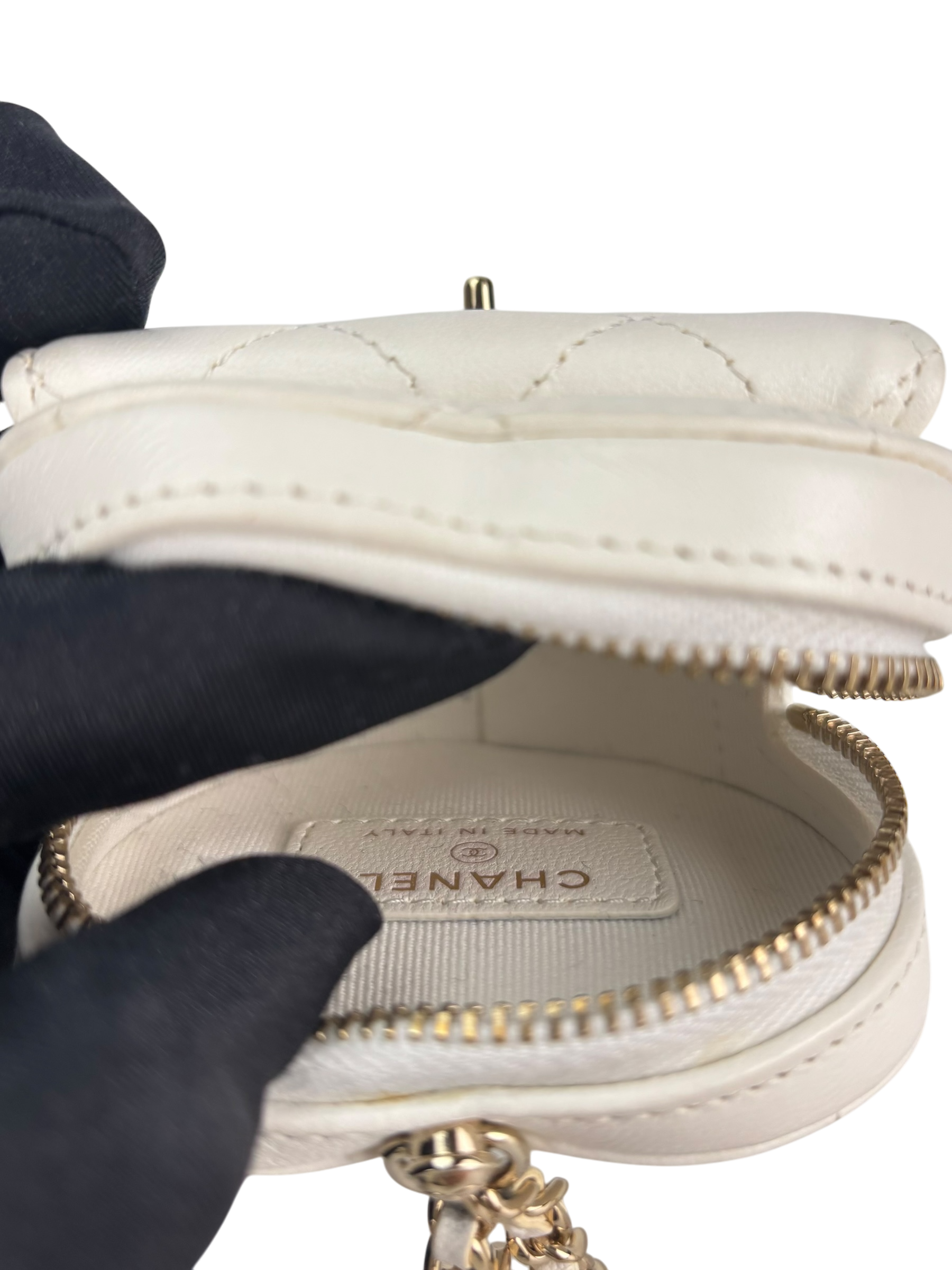 CHANEL - White Lambskin Heart Pouch Matelasse Chain Shoulder Bag