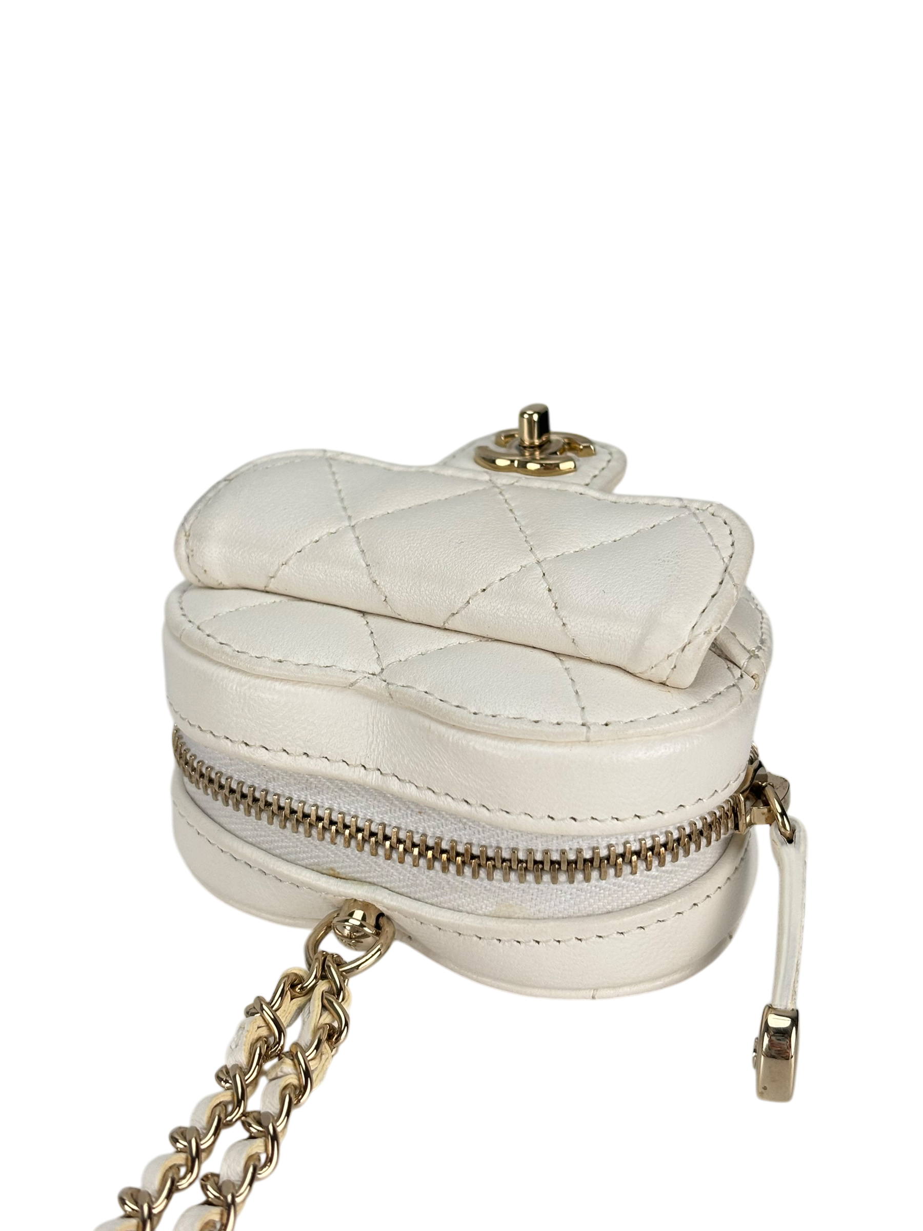 CHANEL - White Lambskin Heart Pouch Matelasse Chain Shoulder Bag