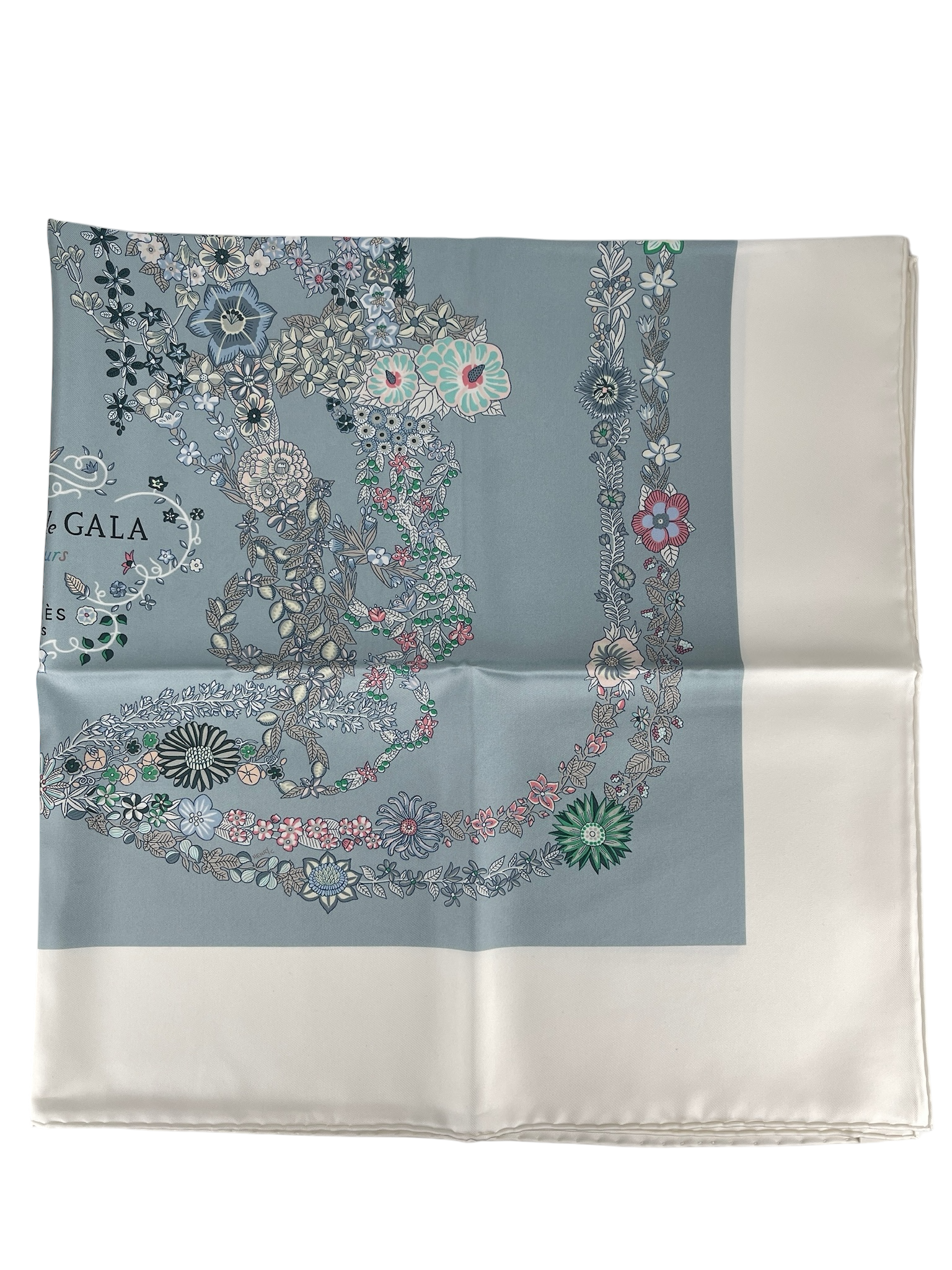HERMES - Carre 90 "Bride de Gala en Fleur" Scarf