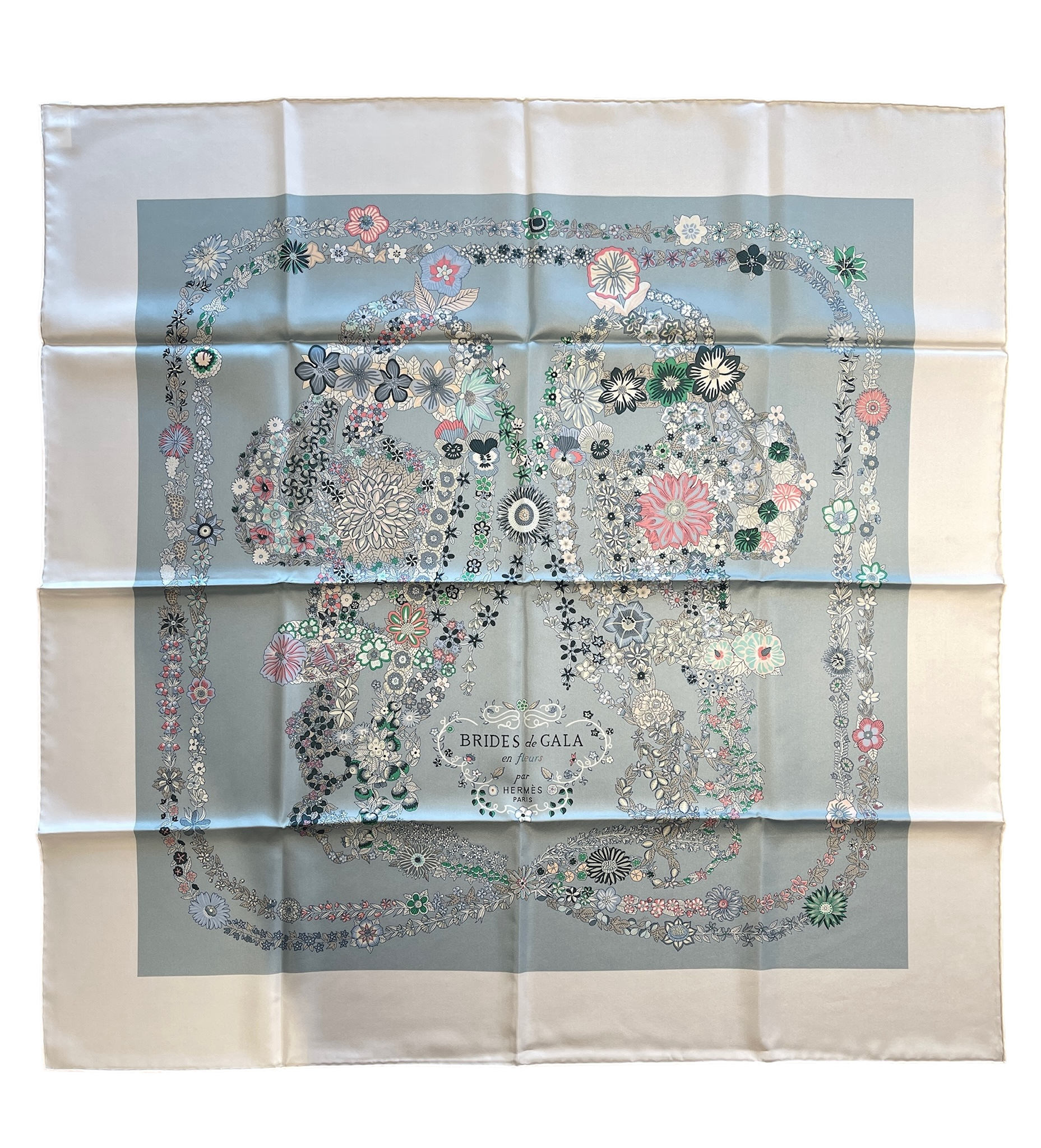 HERMES - Carre 90 "Bride de Gala en Fleur" Scarf