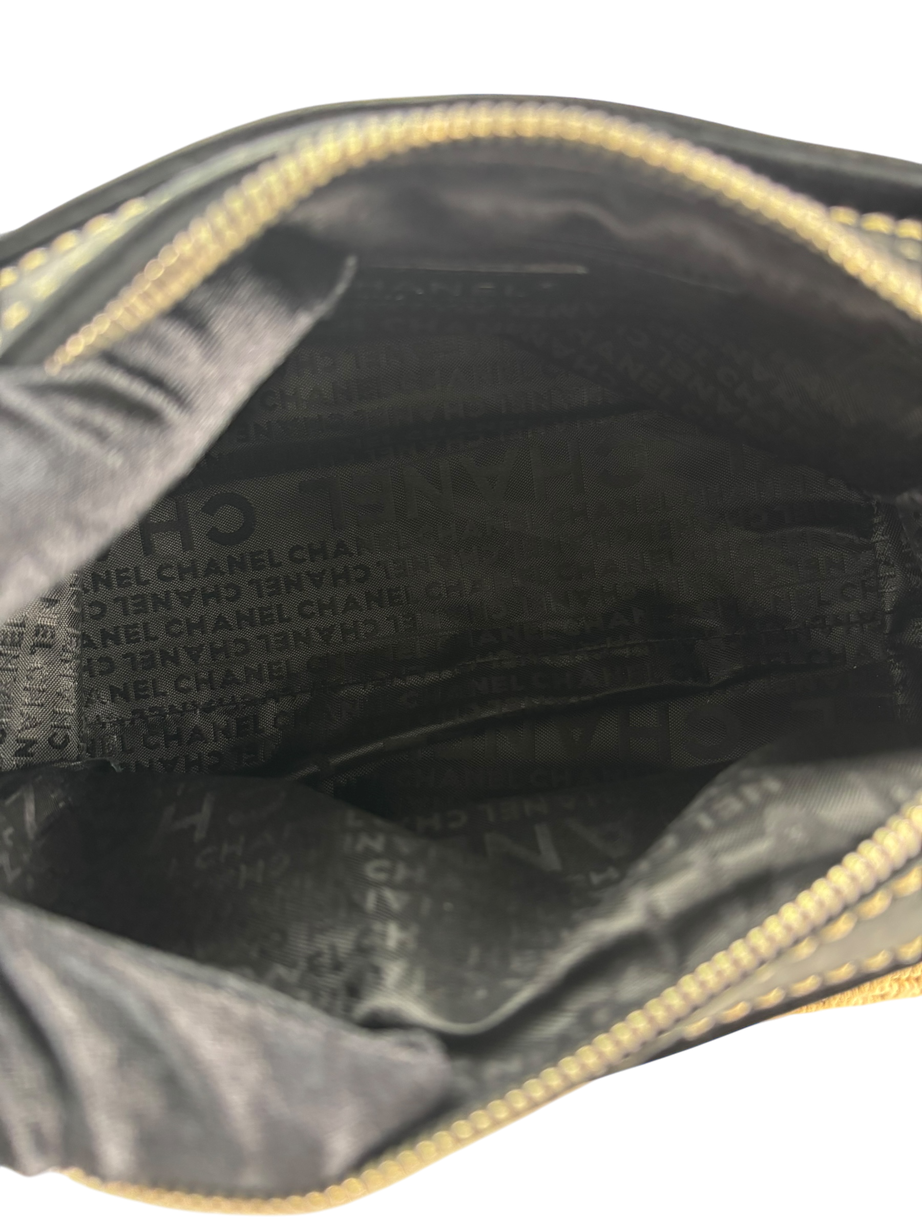 CHANEL - logo chain shoulder bag cotton leather beige black