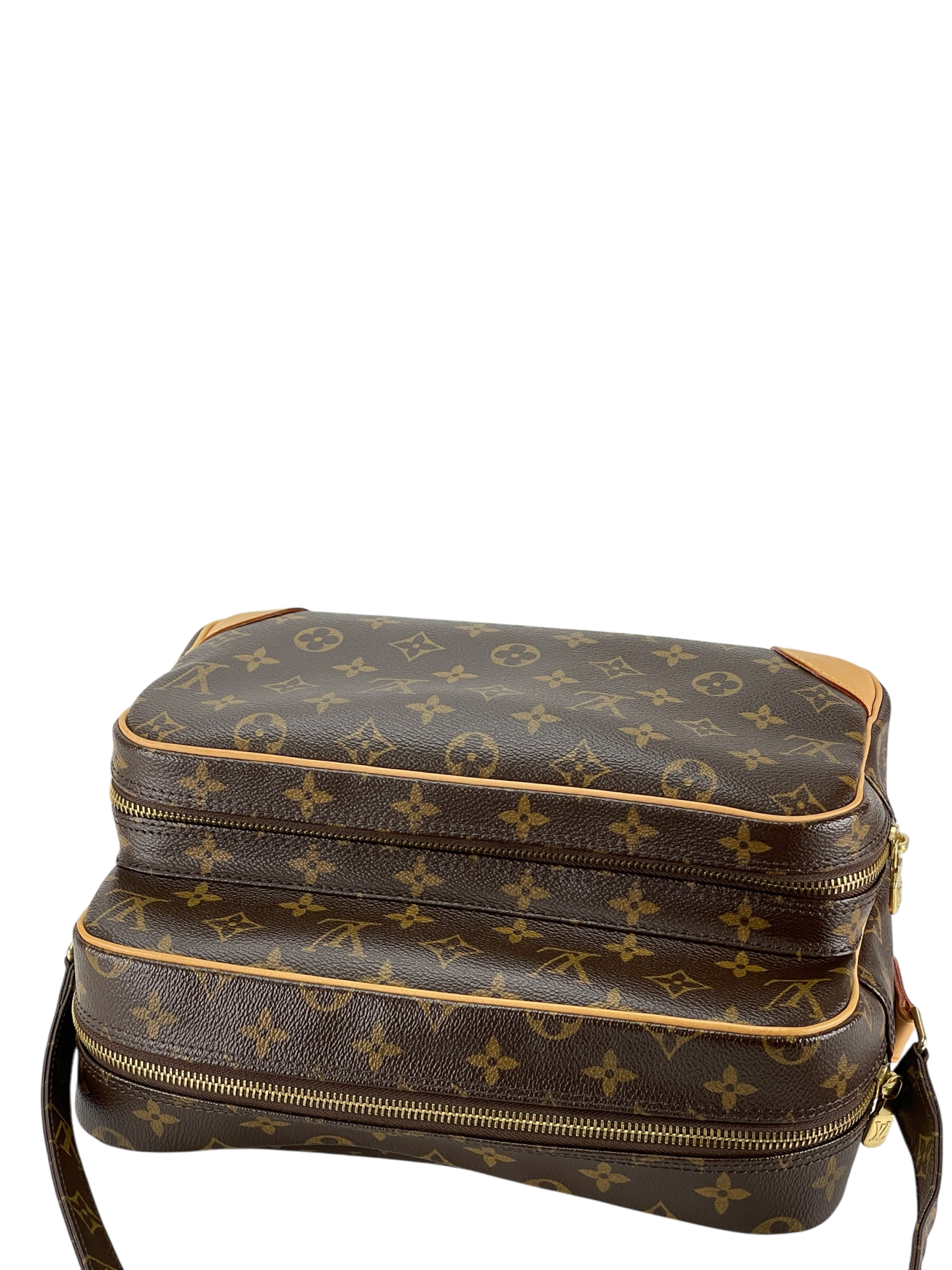 LOUIS VUITTON - Monogram Nile Shoulder Bag Messenger Bag