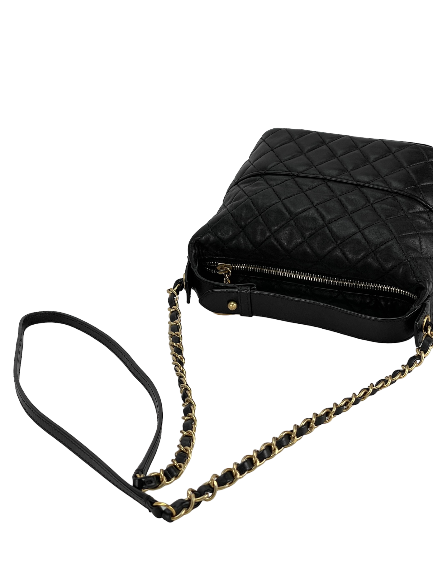 CHANEL - Black Quilted lambskin Authentic Bag