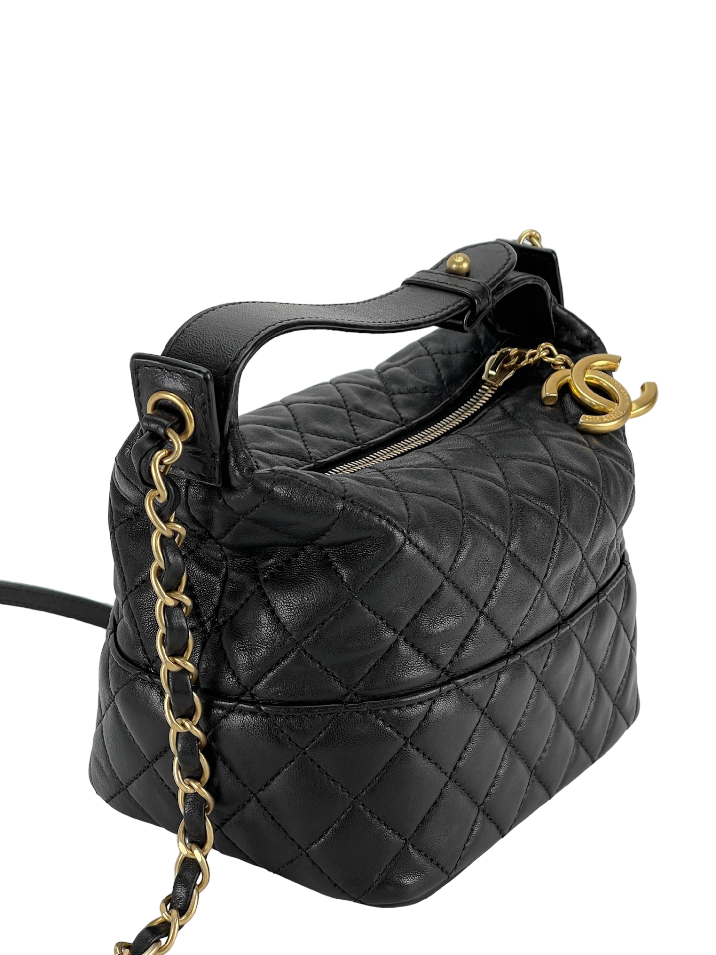 CHANEL - Black Quilted lambskin Authentic Bag