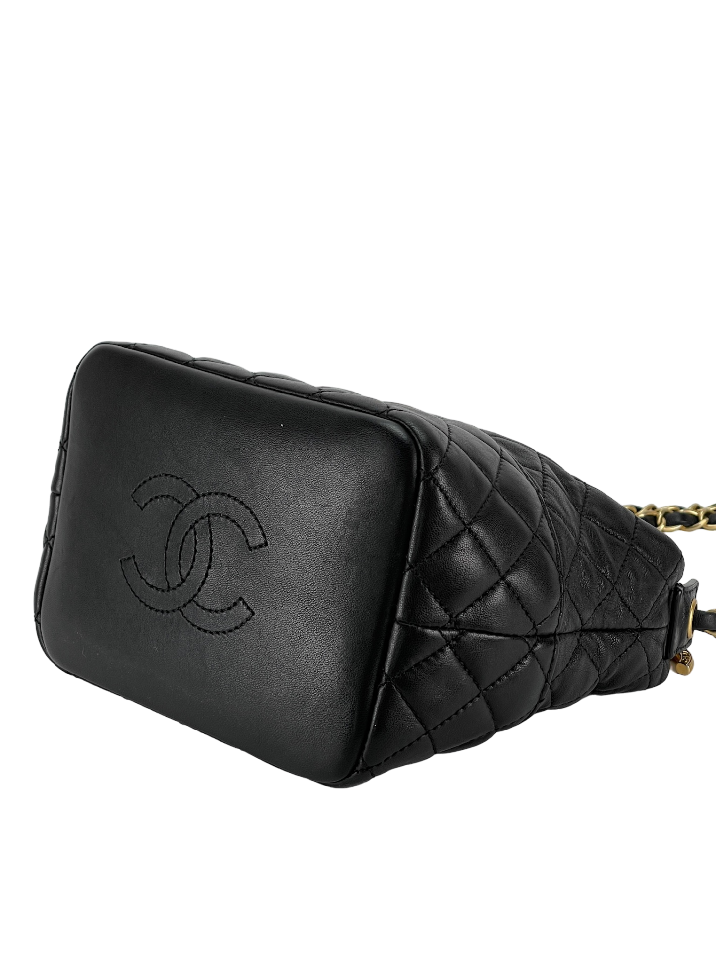 CHANEL - Black Quilted lambskin Authentic Bag