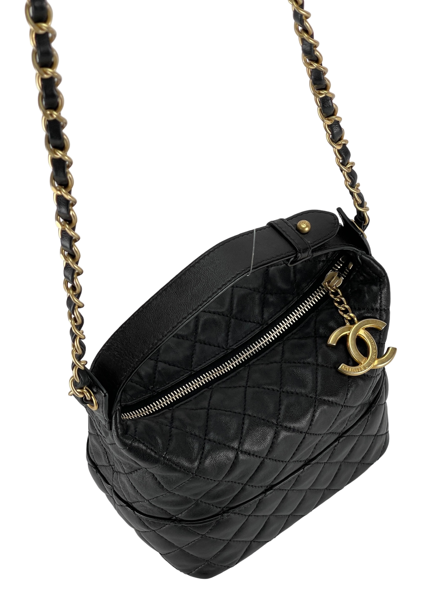 CHANEL - Black Quilted lambskin Authentic Bag