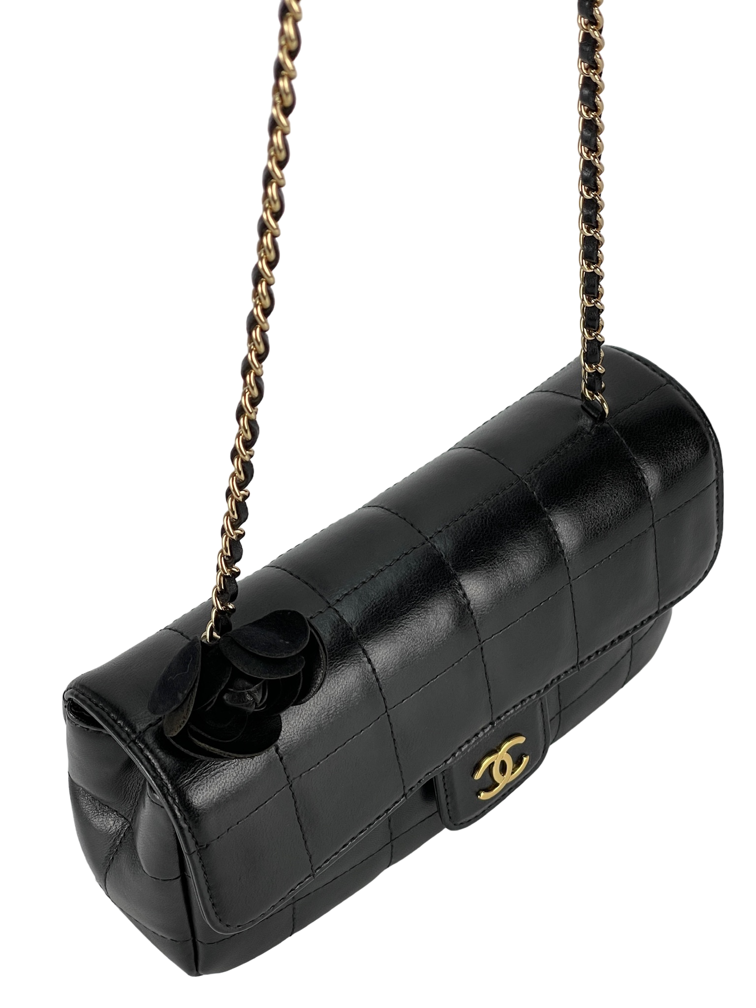 CHANEL - Camellia Choco bar chain shoulder Bag