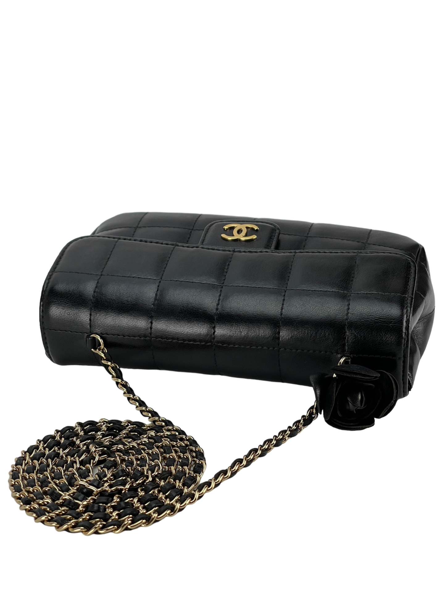 CHANEL - Camellia Choco bar chain shoulder Bag