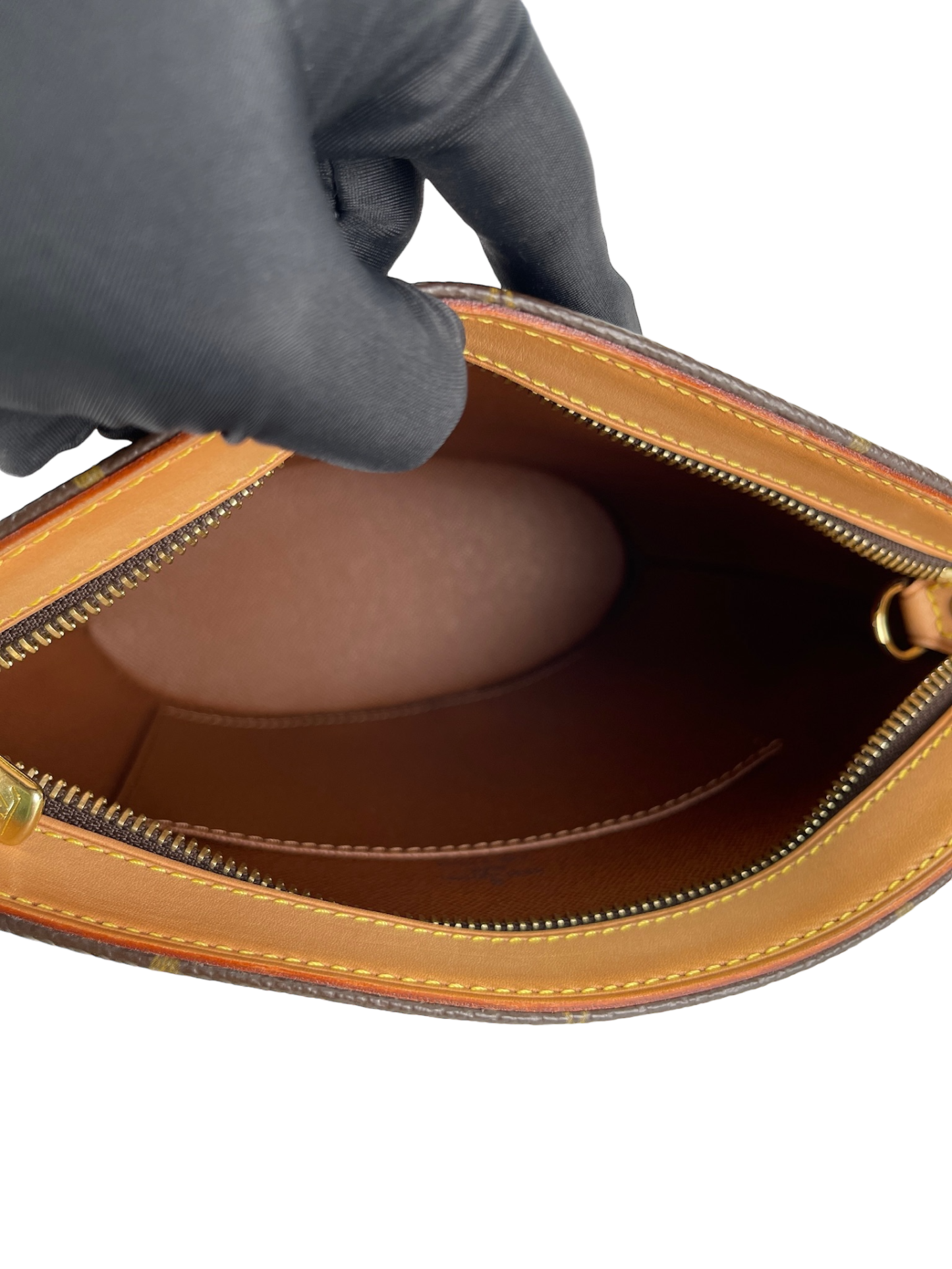 LOUIS VUITTON - Drouot Crossbody Bag