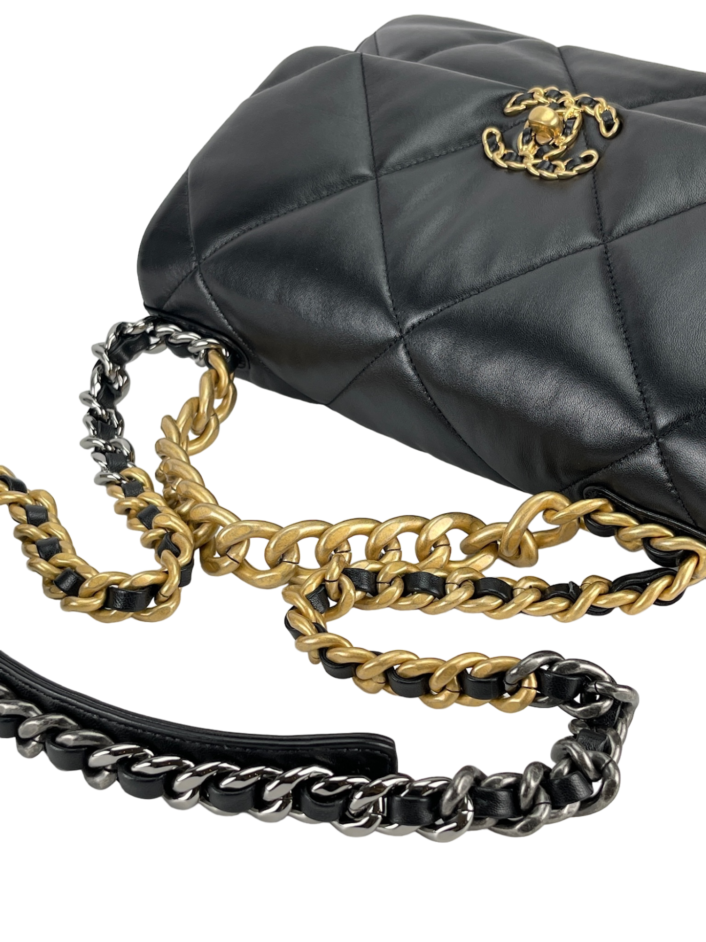 CHANEL - Black Calfskin 19 Bag
