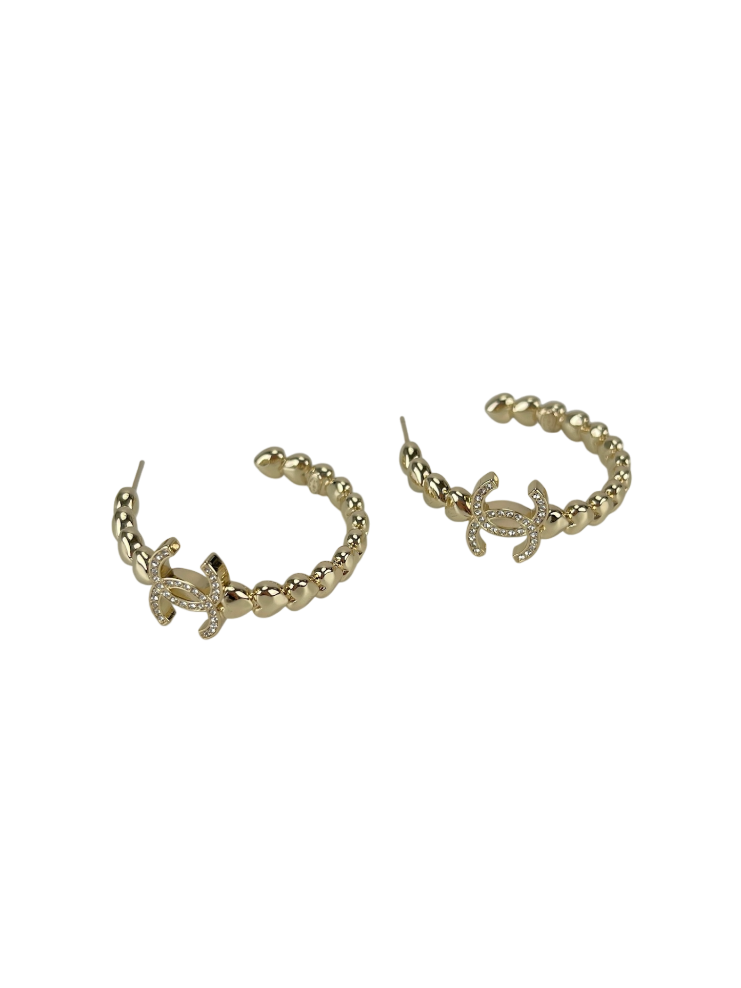 CHANEL - 23P Gold Heart Mark Circle Earrings